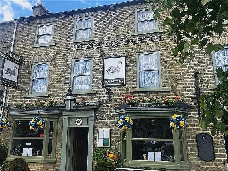 The Black Swan Hotel Leyburn Esterno foto