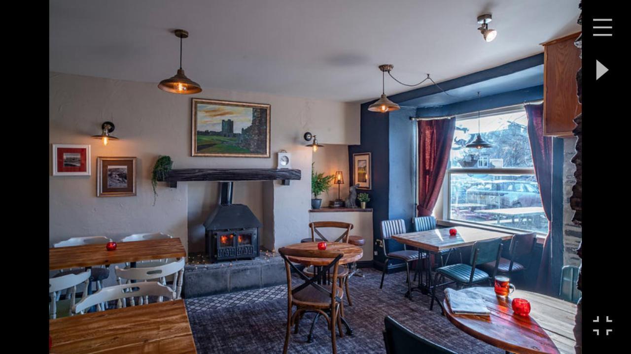 The Black Swan Hotel Leyburn Esterno foto